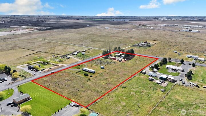 Property Photo:  9630  Rd. H.8  NE  WA 98837 
