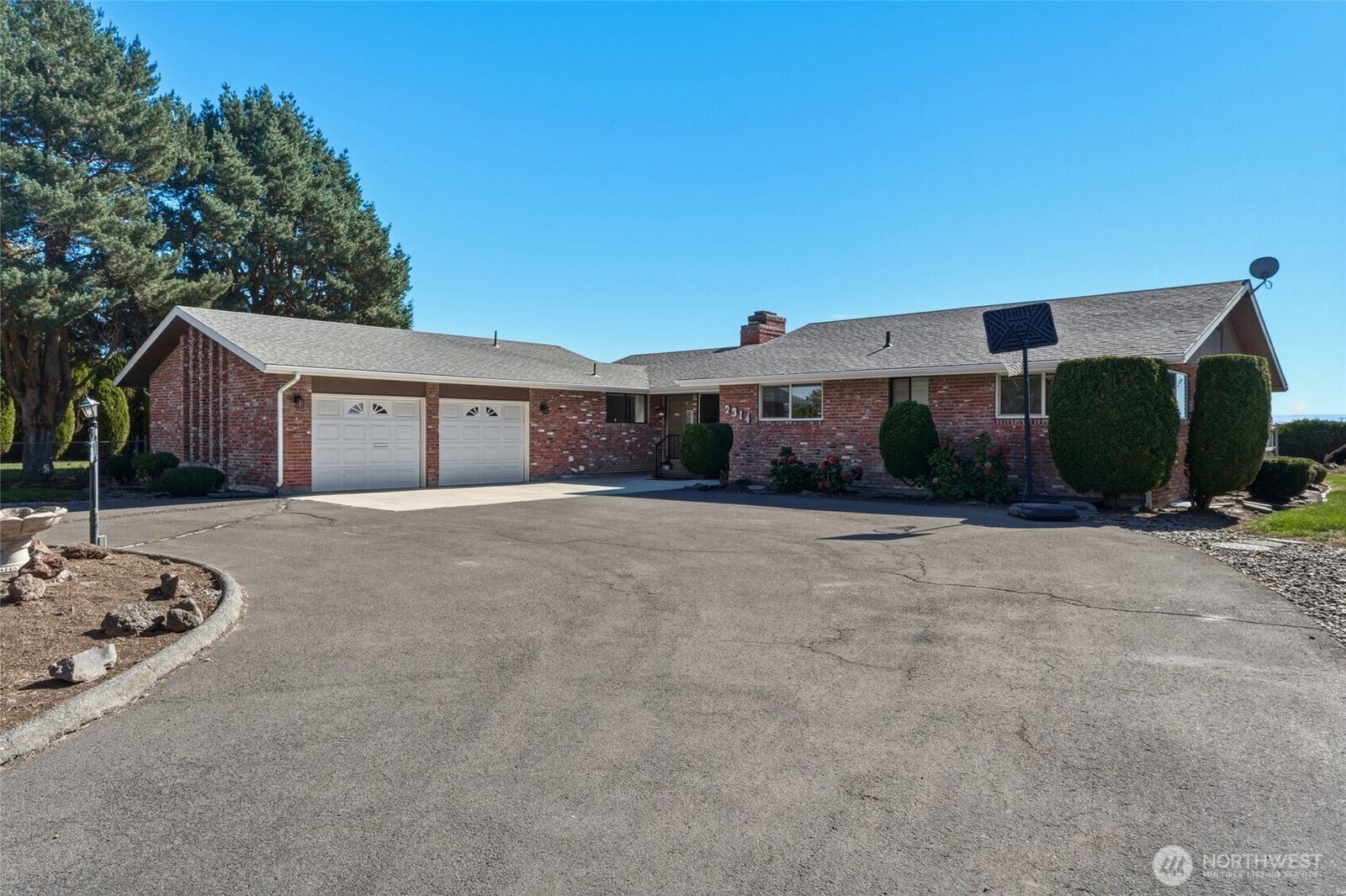 Property Photo: 2314 Frazier Drive WA 99362