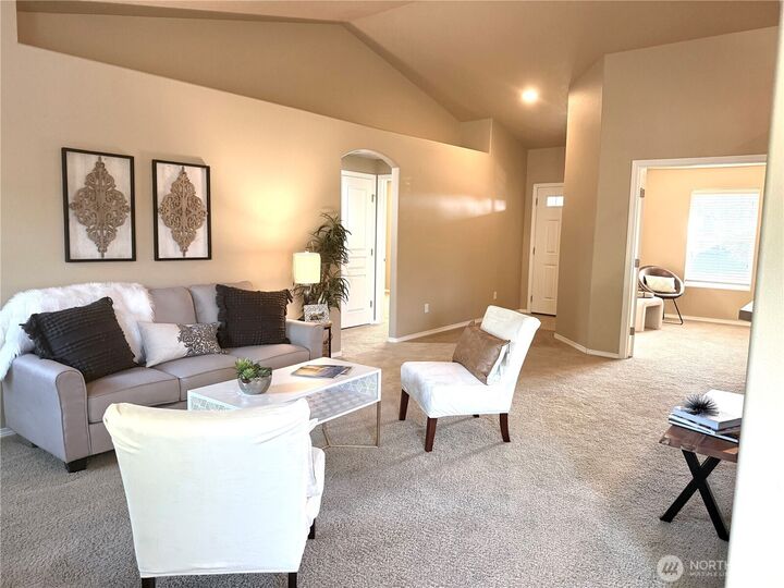Property Photo:  919  Highland Road  WA 99362 