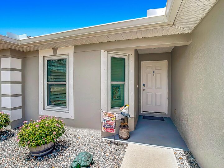 Property Photo:  1658 Blue Lake Circle  FL 33983 