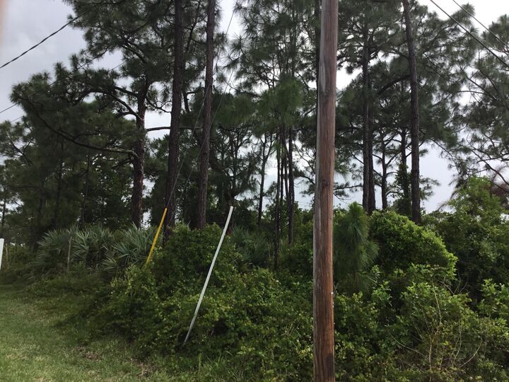 Property Photo:  5925 NW Hann Drive  FL 34986 