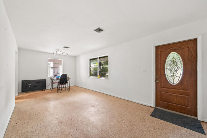 Property Photo:  1405 SW 19th Avenue  FL 33312 