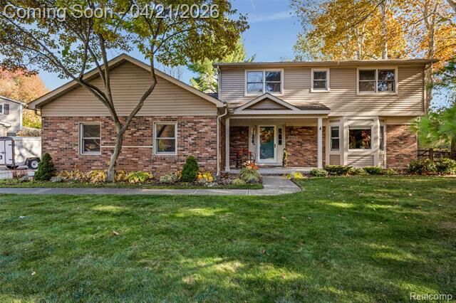 Property Photo:  38556 Shana Drive  MI 48036 
