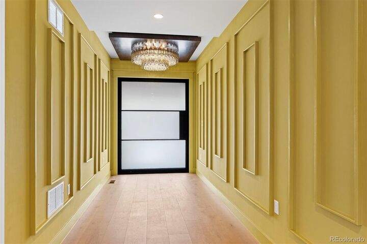 Property Photo:  148 S Grape Street  CO 80246 