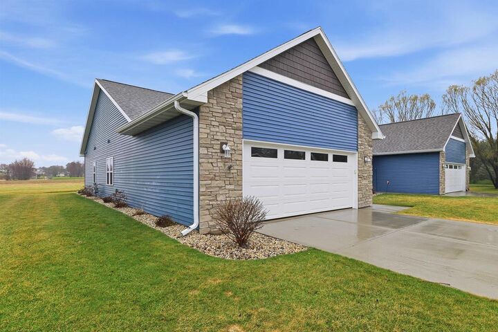 Property Photo:  496 River Road 1  WI 53925 