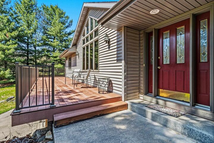 Property Photo:  E4564 E Sherwood Drive  WI 53588 