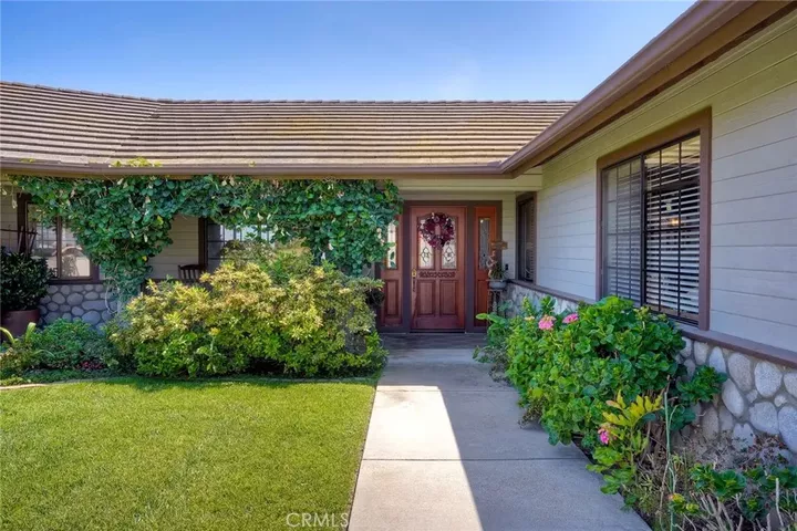 Property Photo:  1923 Vista Del Norte  CA 92028 