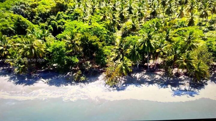 Property Photo:  Playa Magante  FL  