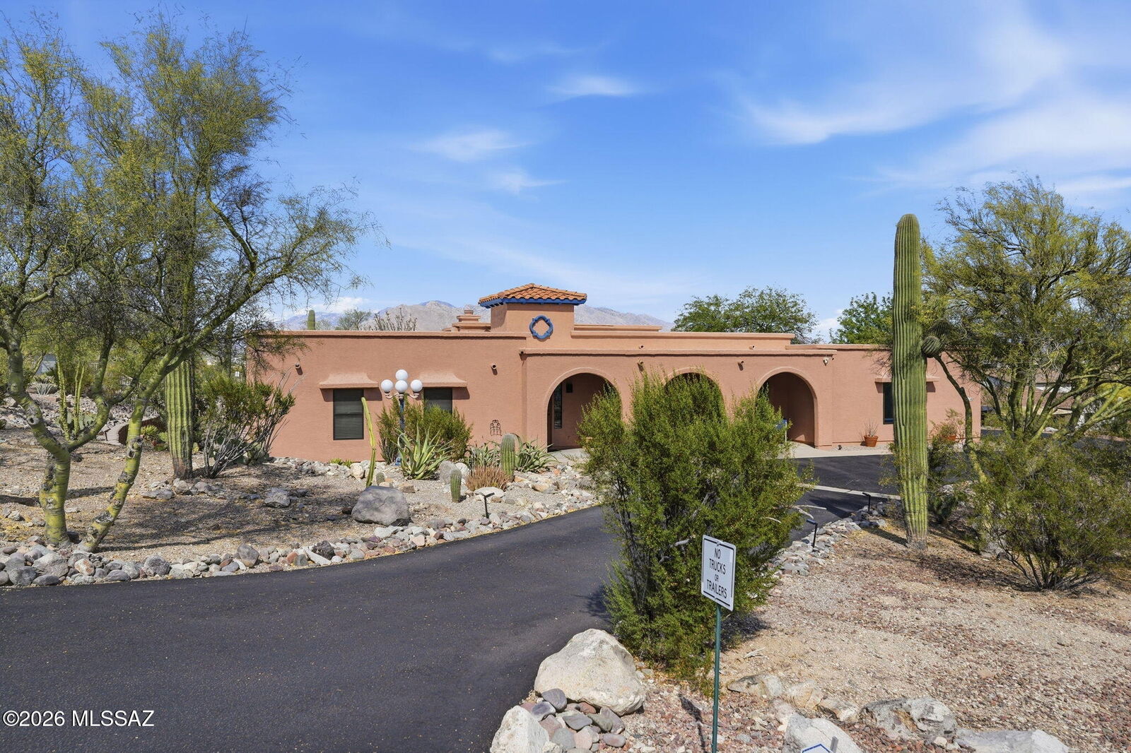 Property Photo:  5140 N Amapola Place  AZ 85745 