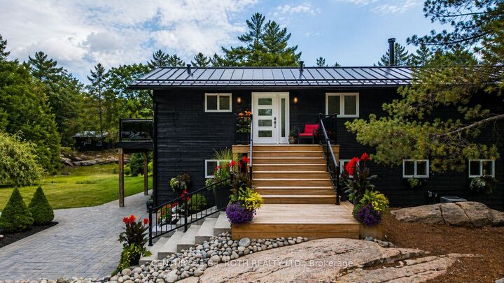 Property Photo:  3193 Muskoka Street  ON L0K 2B0 