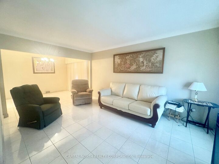 Property Photo: 70 Beechborough Avenue ON M6M 1Z5
