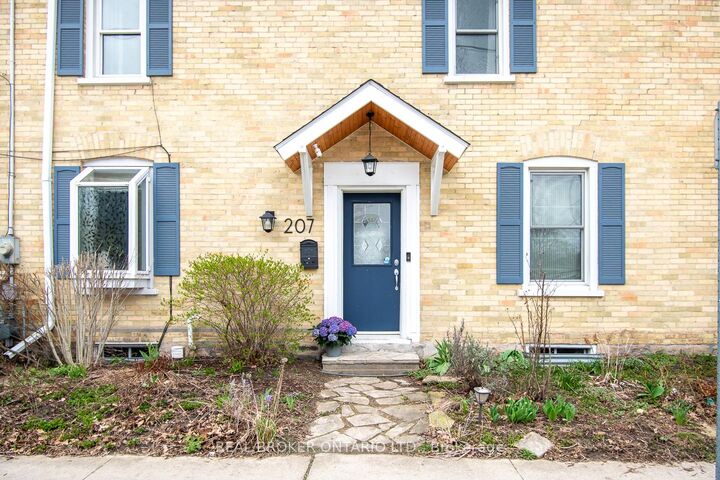 Property Photo: 207 Waterloo Street N ON N3H 1N1