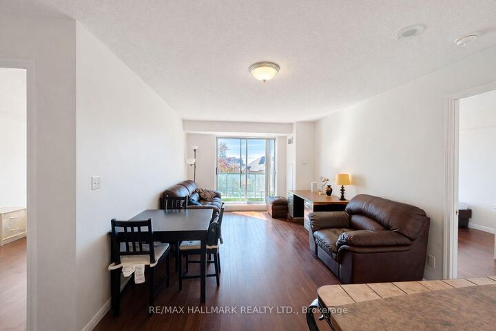 Property Photo: 3 Ellesmere Street 215 ON L4B 4N2