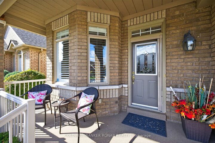 Property Photo:  142 Bella Vista Trail 9  ON L9R 2G8 