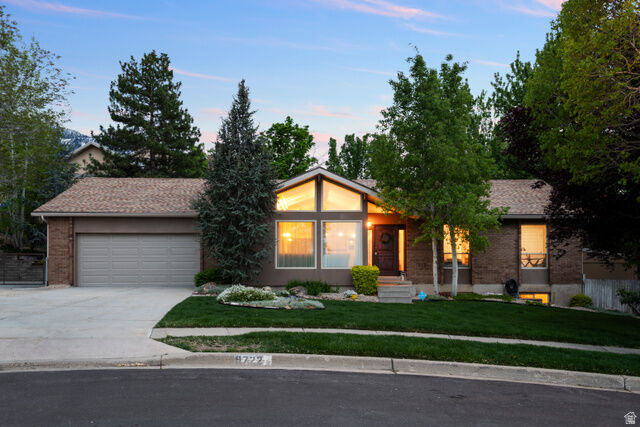 Property Photo:  9722 S Buttonwood Cir  UT 84092 