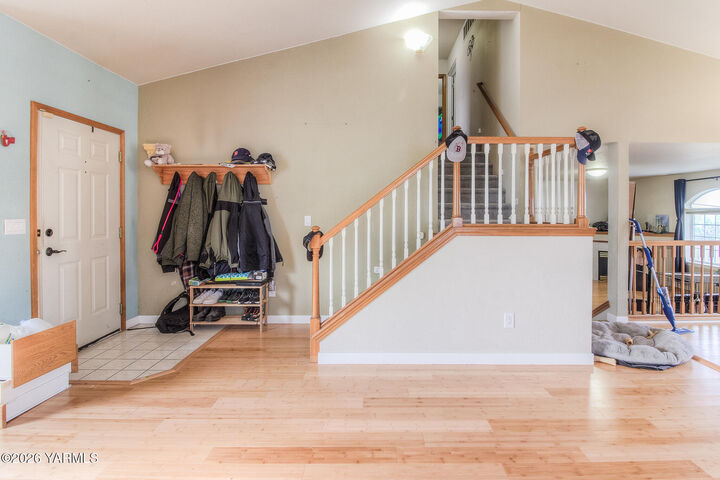 Property Photo:  805 S 4th Street Lp  WA 98942 