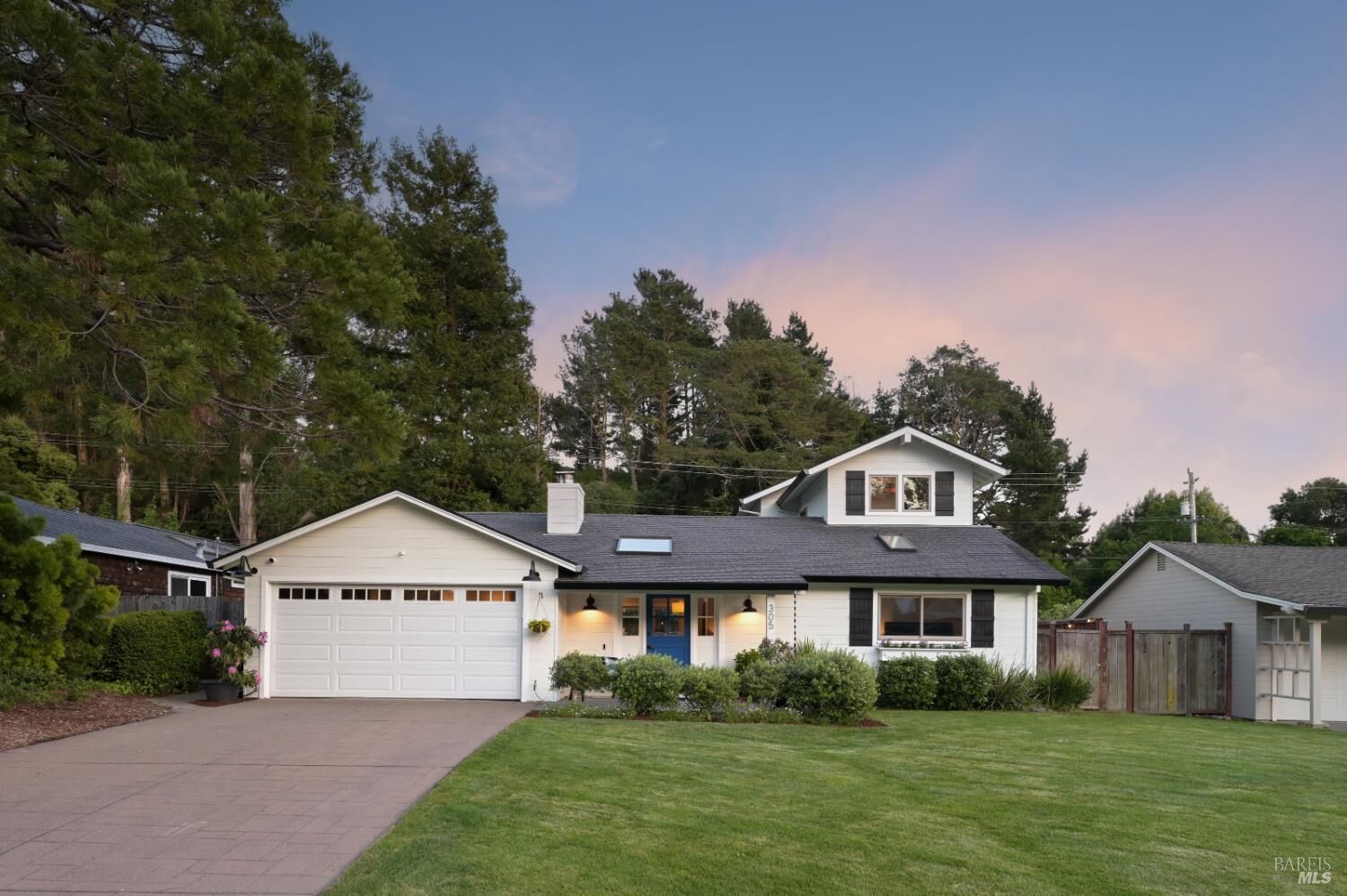 Property Photo:  305 Ricardo Road  CA 94941 