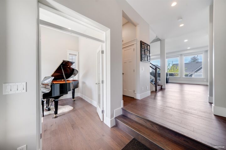 Property Photo: 2862 Helc Place BC V3Z 0C6