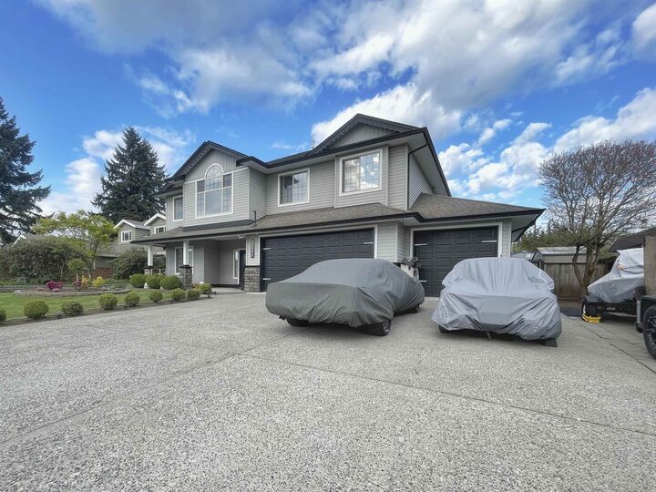 Property Photo: 12000 189B Street BC V3Y 1X1