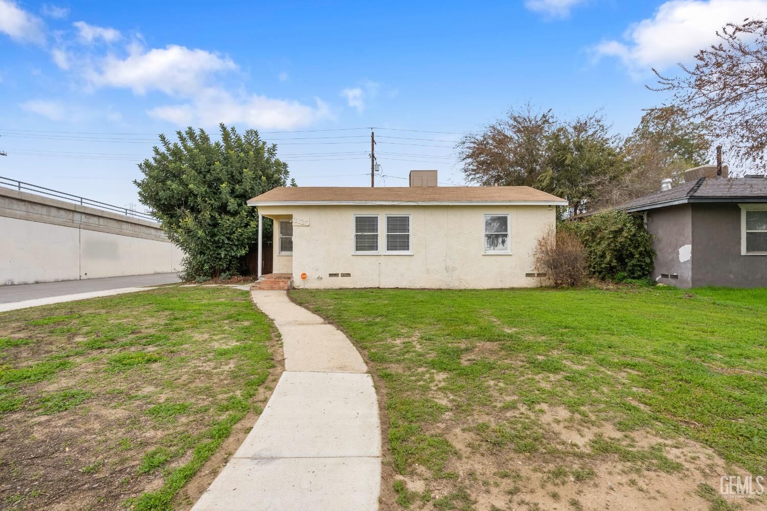 Property Photo:  3130 16th Street  CA 93301 