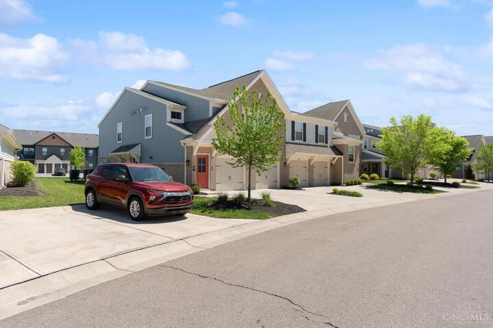 Property Photo:  88 Old Pond Road  OH 45066 