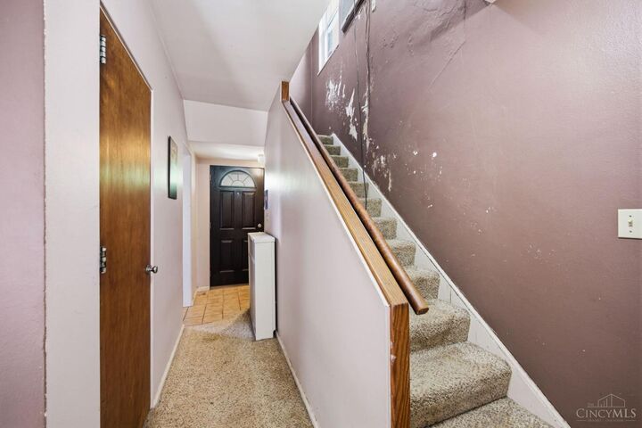 Property Photo:  17 Andover Road  OH 45218 