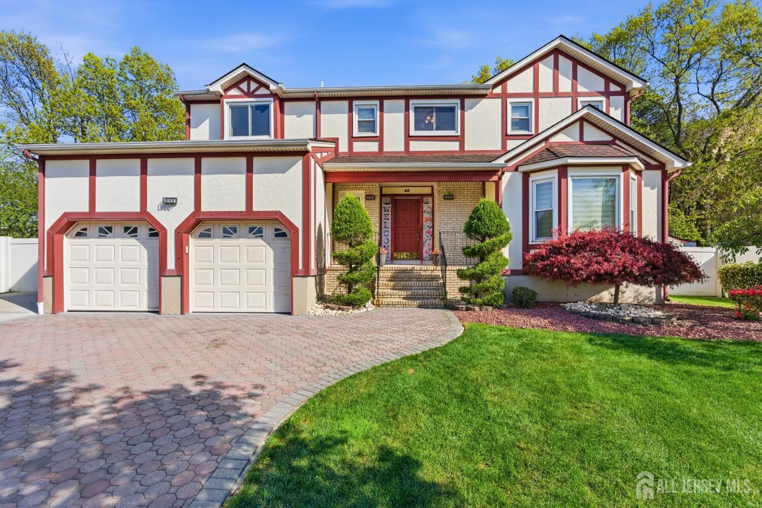 Property Photo:  43 Scarlet Drive  NJ 08859 