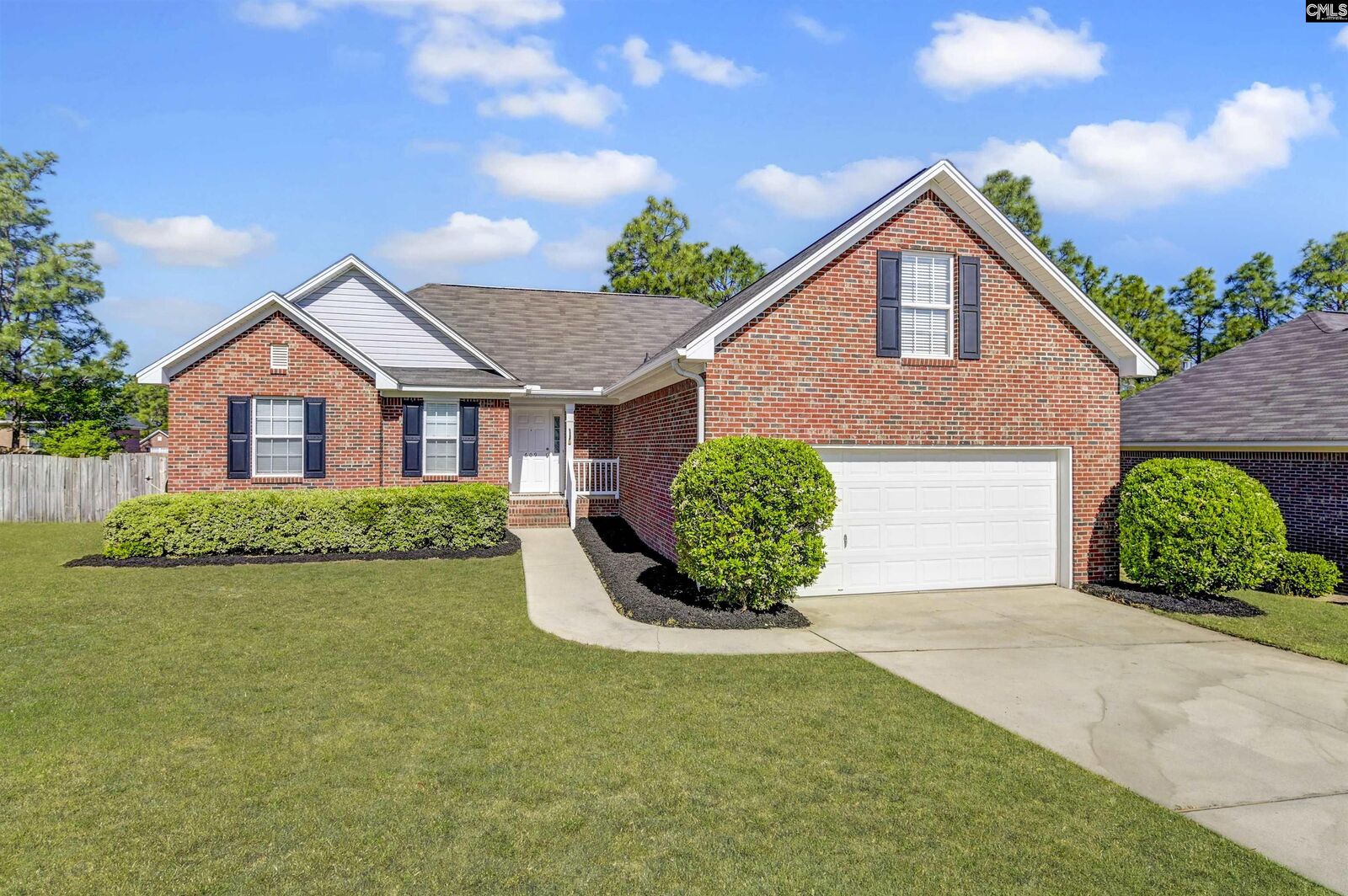 Property Photo: 609 Gladiolus SC 29229