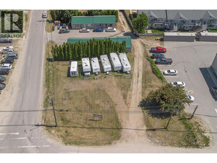 Property Photo: 409 Shuswap Avenue BC V0E 1M0