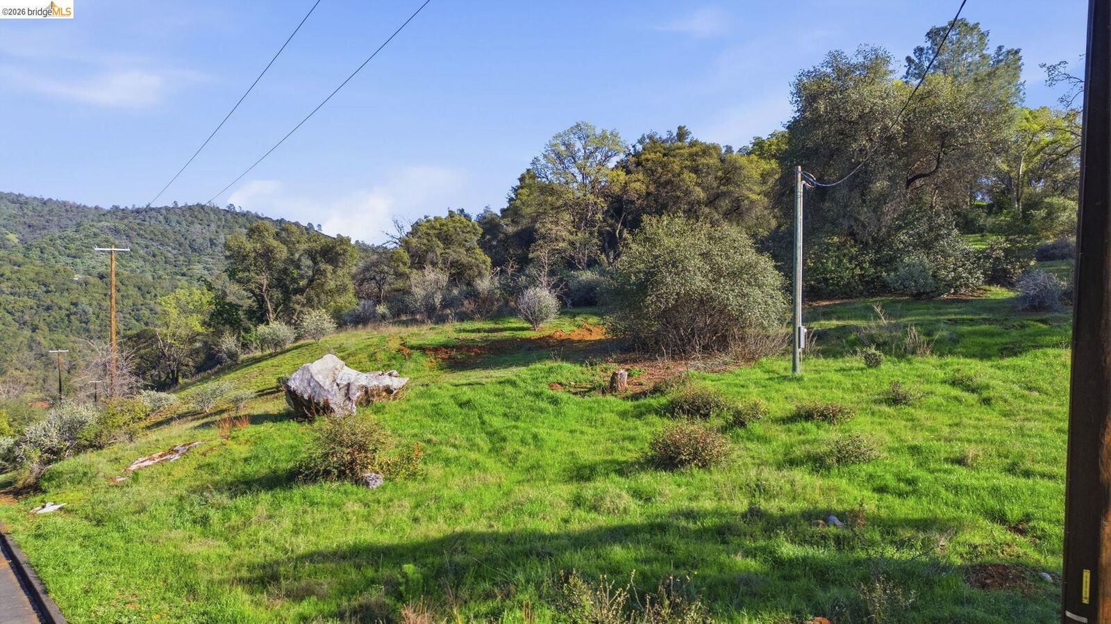 Property Photo:  11676 Hemphill Ln  CA 95370 