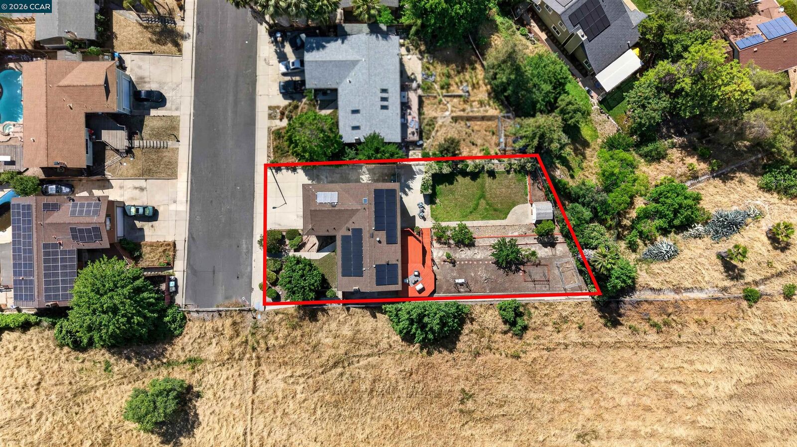 Property Photo:  800 Gloucester St  CA 94509 