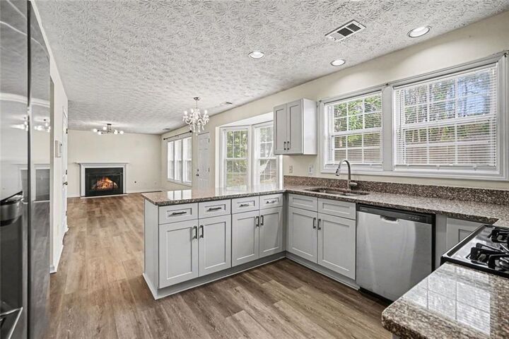 Property Photo:  5207 Meadowbrooke Chase  GA 30088 