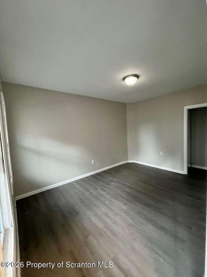 Property Photo:  15 Amity Court  PA 18509 