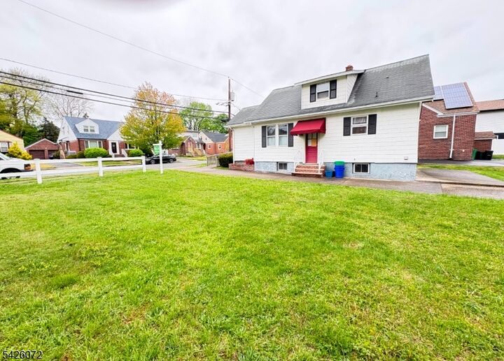 Property Photo:  525 Forest Ave  NJ 07071 