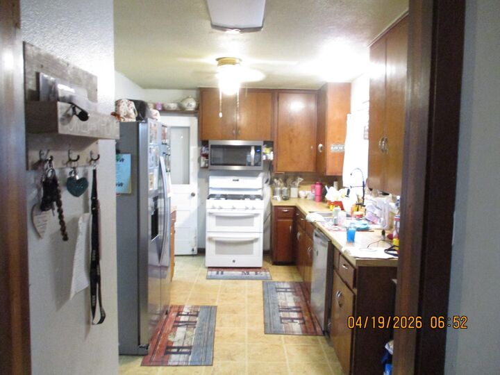 Property Photo:  112 Chinaberry Street  TX 77566 