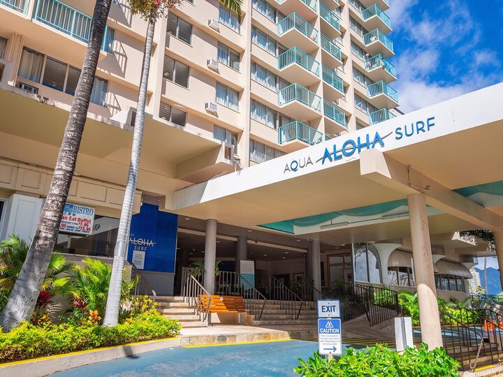 Property Photo:  444 Kanekapolei Street 600  HI 96815 