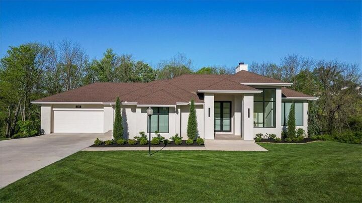 Property Photo:  7300 NW Pampas Lane  MO 64152 