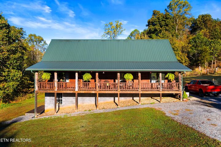 Property Photo:  1730 Silver City Rd  TN 37891 