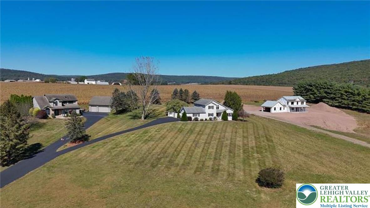 Property Photo: 1319 Shady Lane PA 18252