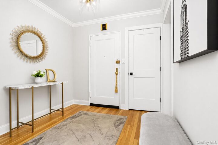 Property Photo:  76 Lawrence Court C  NY 10603 