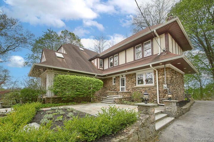 Property Photo:  13 Chadwick Road  NY 10604 