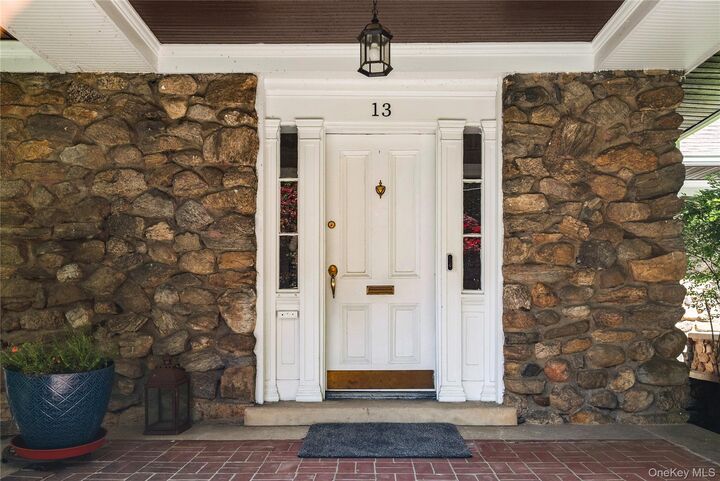 Property Photo:  13 Chadwick Road  NY 10604 