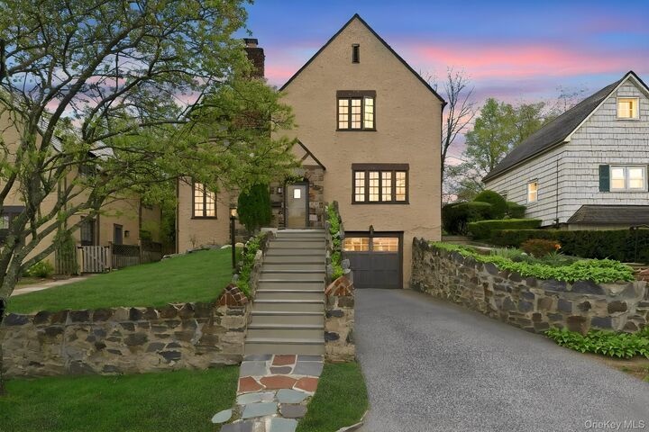 Property Photo:  56 Hillcrest Avenue  NY 10538 