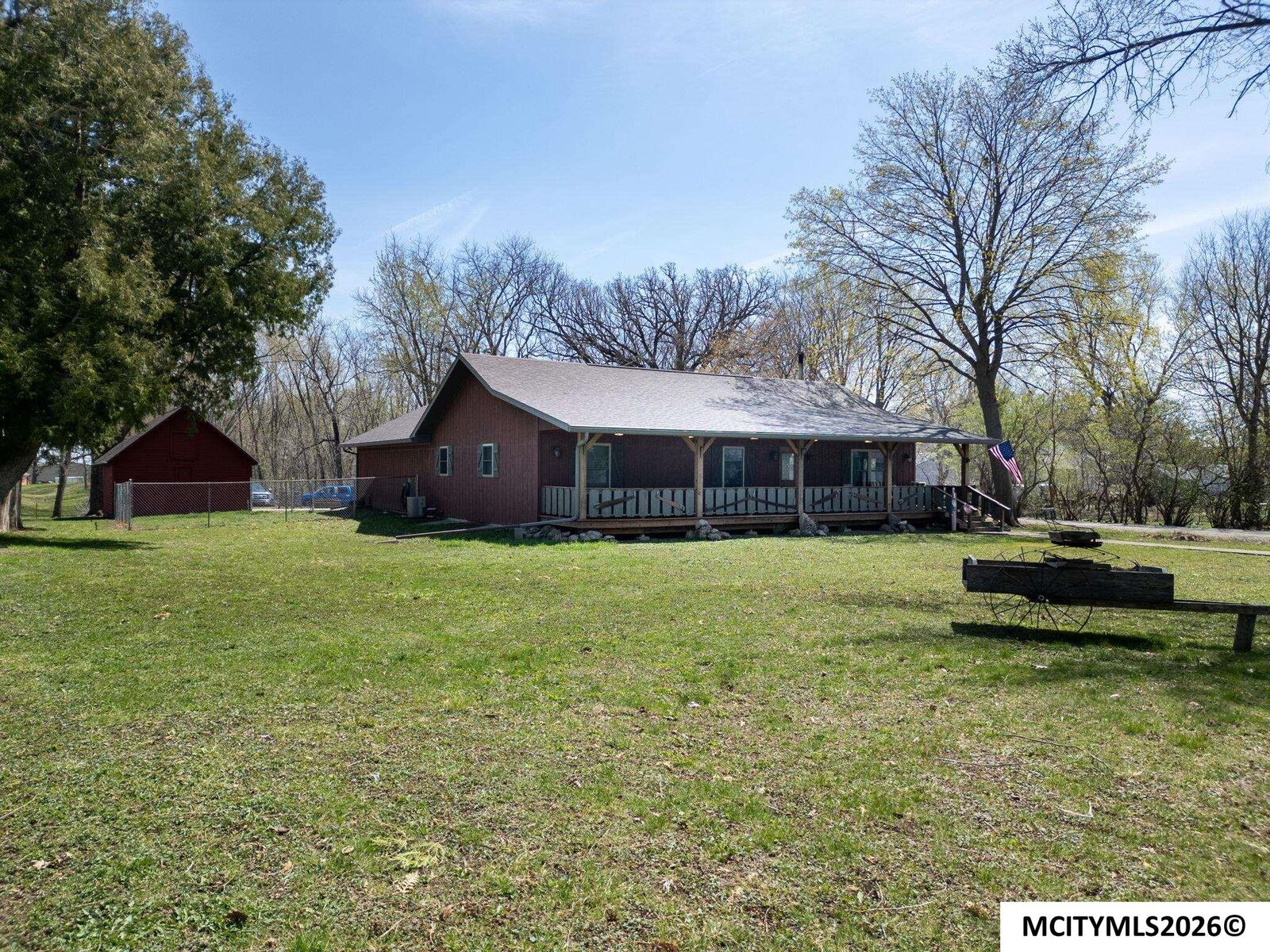 Property Photo:  502 S 12th St  IA 50428 