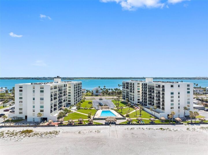 Property Photo:  1400 Gulf Boulevard 101  FL 33767 