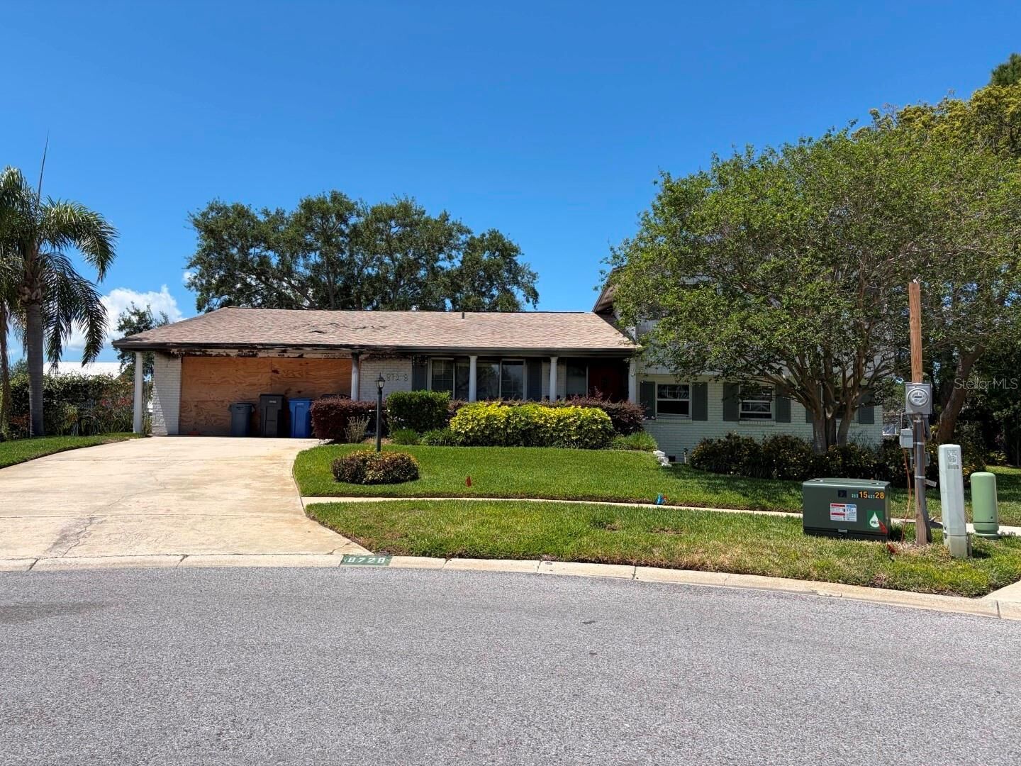 Property Photo:  8728 Cobblestone Drive  FL 33615 