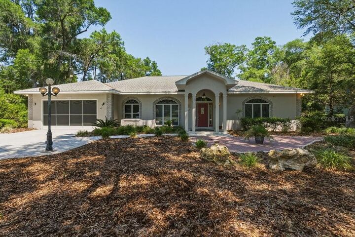 Property Photo:  8710 SW 190th Circle  FL 34432 