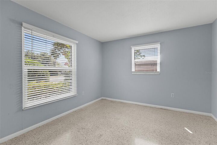 Property Photo:  2411 Gulf Gate Drive  FL 34231 