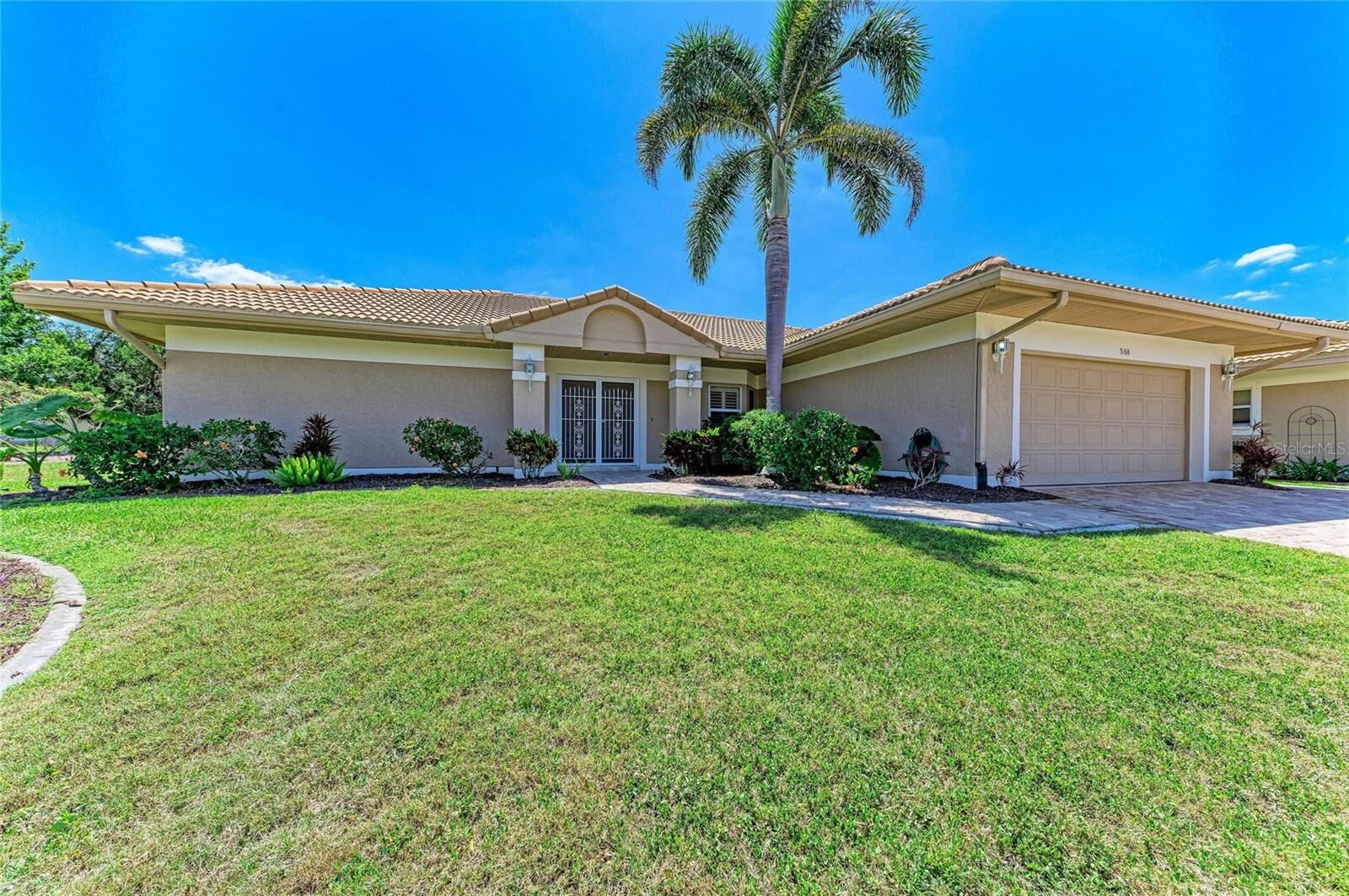 Property Photo:  3168 Willow Springs Circle  FL 34293 