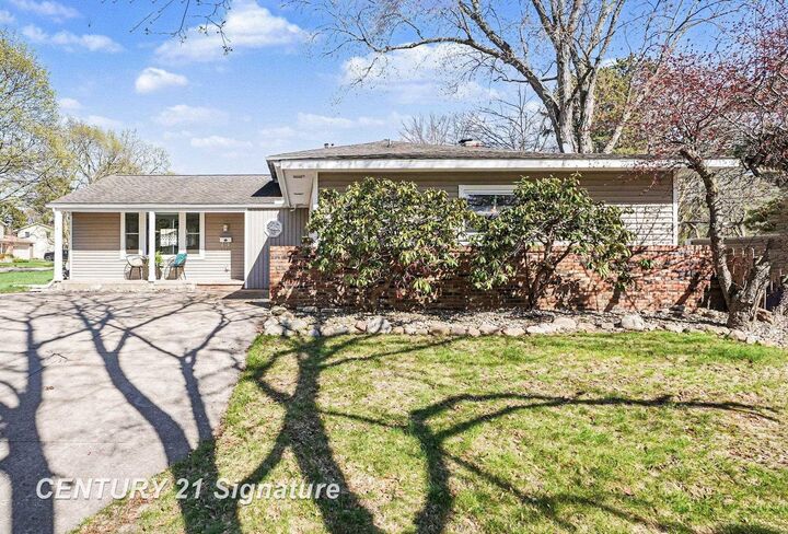 Property Photo:  4206 Melody Lane  MI 48642 